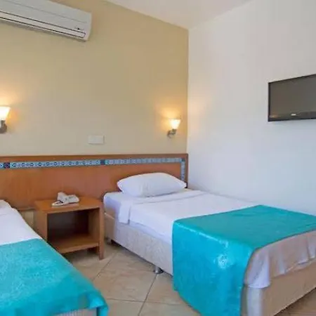 Hotel (adults Only)