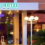 فندق (adults Only) 4*