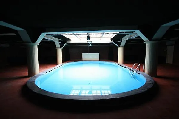 فندق (adults Only)