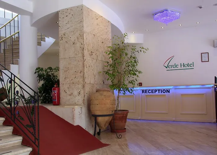 فندق (adults Only)