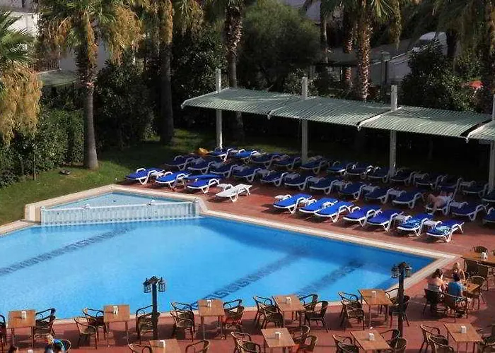 فندق (adults Only) 4*