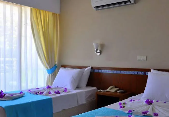 فندق (adults Only)