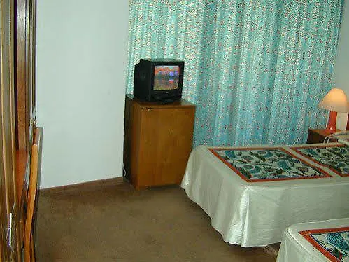 (adults Only) 4*